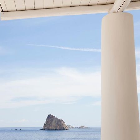 Hotel La Terrazza Панарея Екстериор снимка