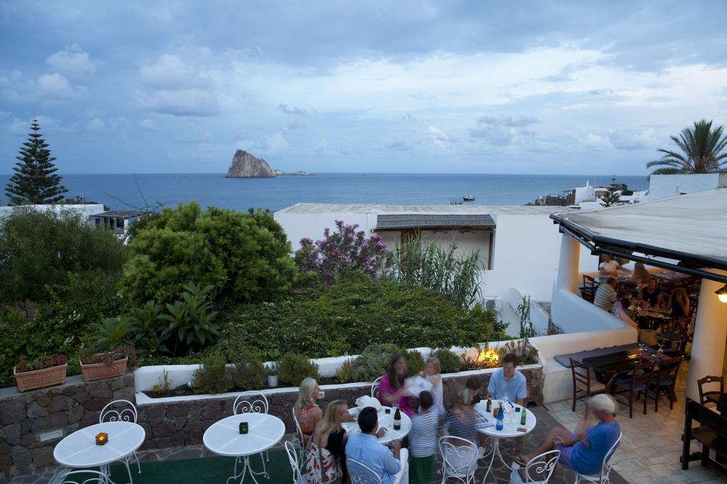 Hotel La Terrazza Панарея Екстериор снимка