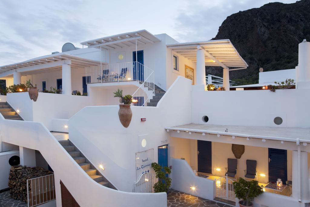 Hotel La Terrazza Панарея Екстериор снимка