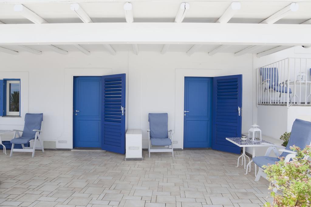 Hotel La Terrazza Панарея Екстериор снимка